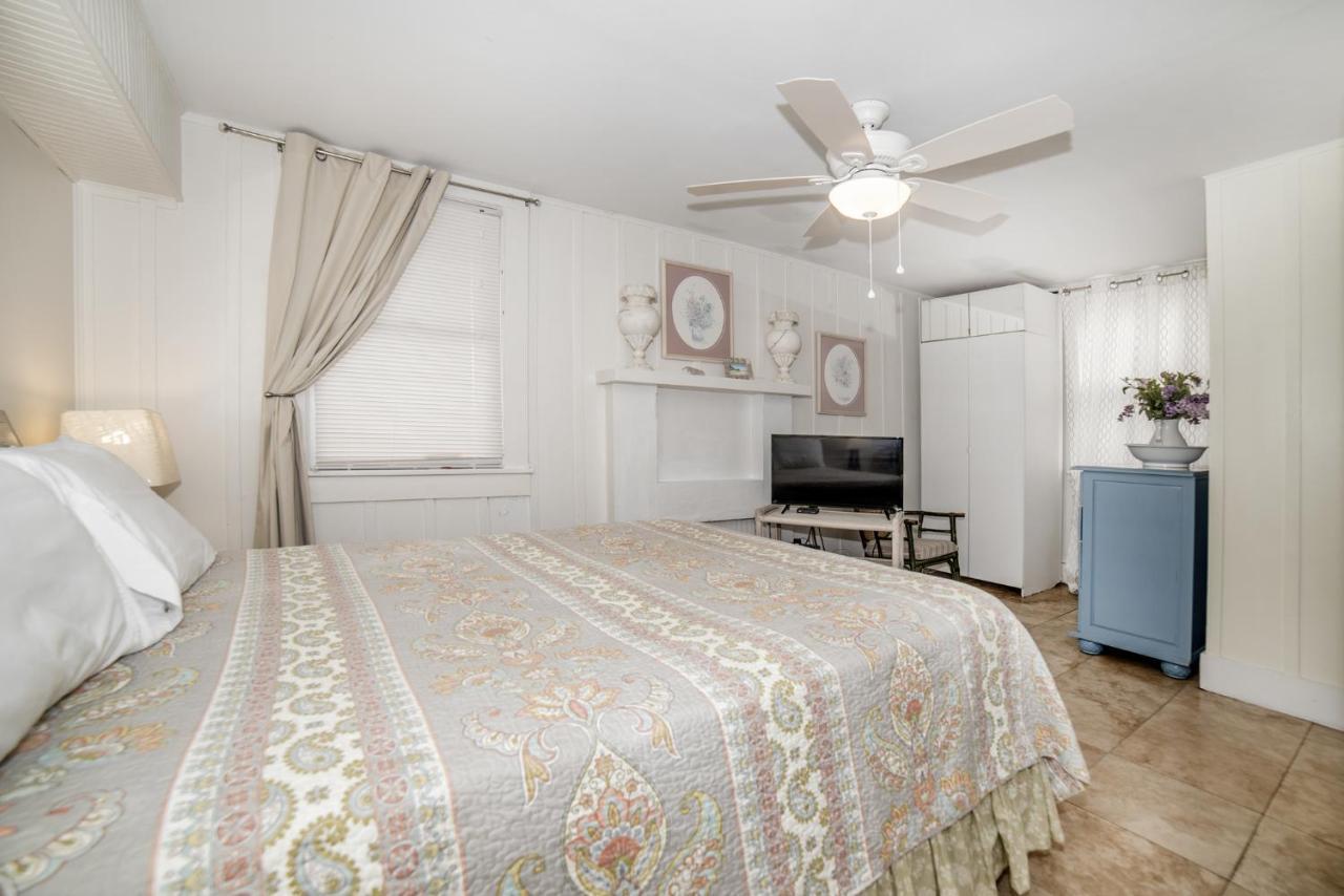 Sun N Fun Beachfront Vacation Rentals Индиан-Шорс Экстерьер фото